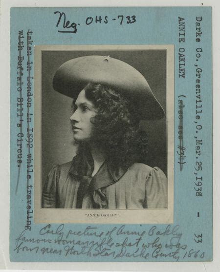 annie oakley nude|Markswoman Annie Oakley: Vintage photos of women in Ohio。